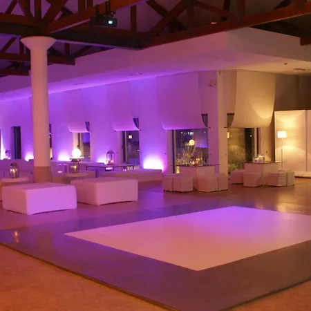 卡帕里卡因纳酒店