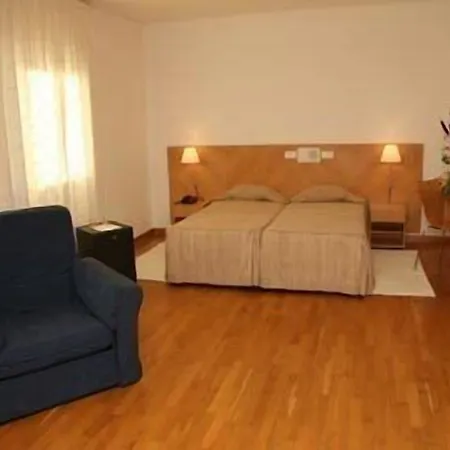 Inatel Caparica 3* קוסטה דה קפאריקה