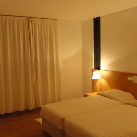 Inatel Caparica 3*