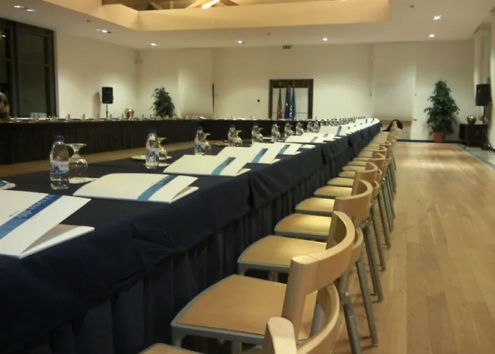 ホテル Inatel Caparica 3*